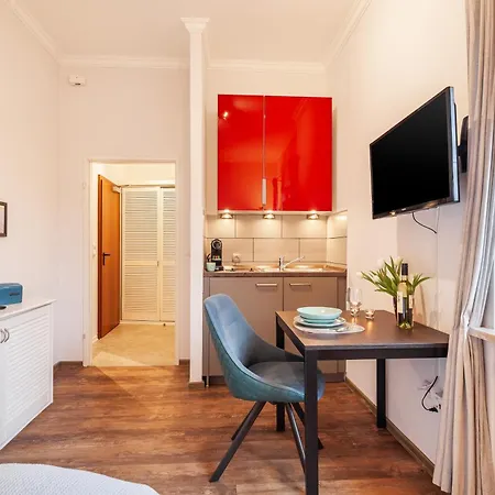 Gaestehaus Daheim - 01 *